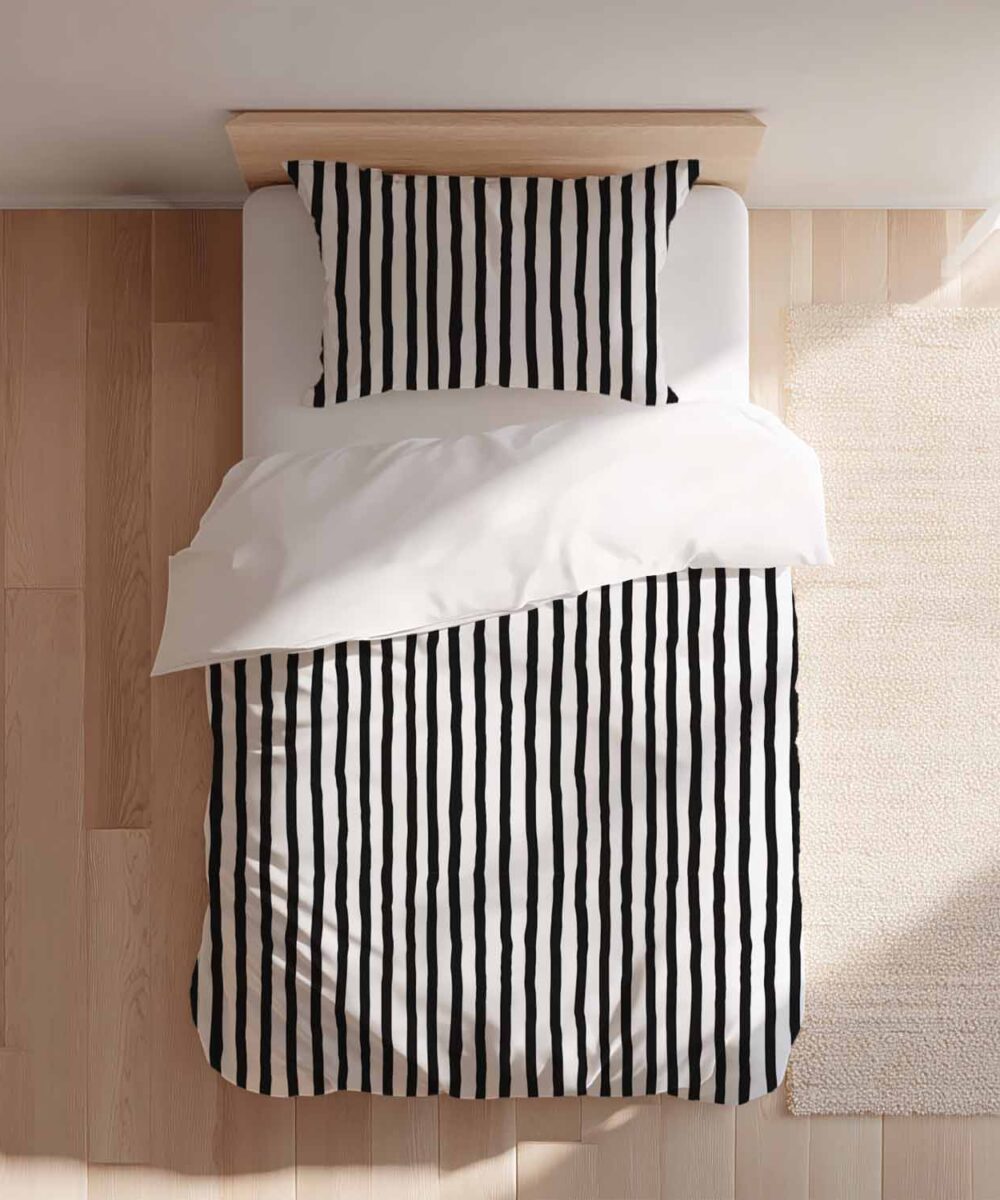 ręcznie_malowane_czarno-białe_pasy