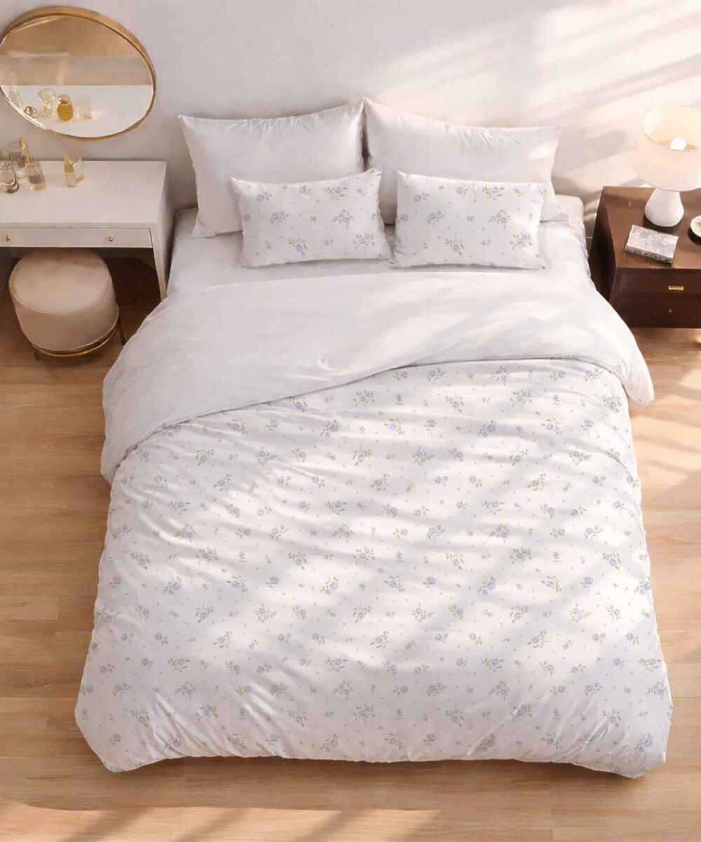 drobne_niebieskie_kwiaty